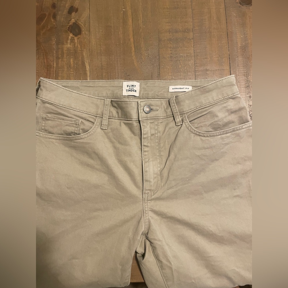 Huckberry Flint‎ & Tinder 365 Straight Fit Khaki Pant Size 32x32 - Picture 3 of 4